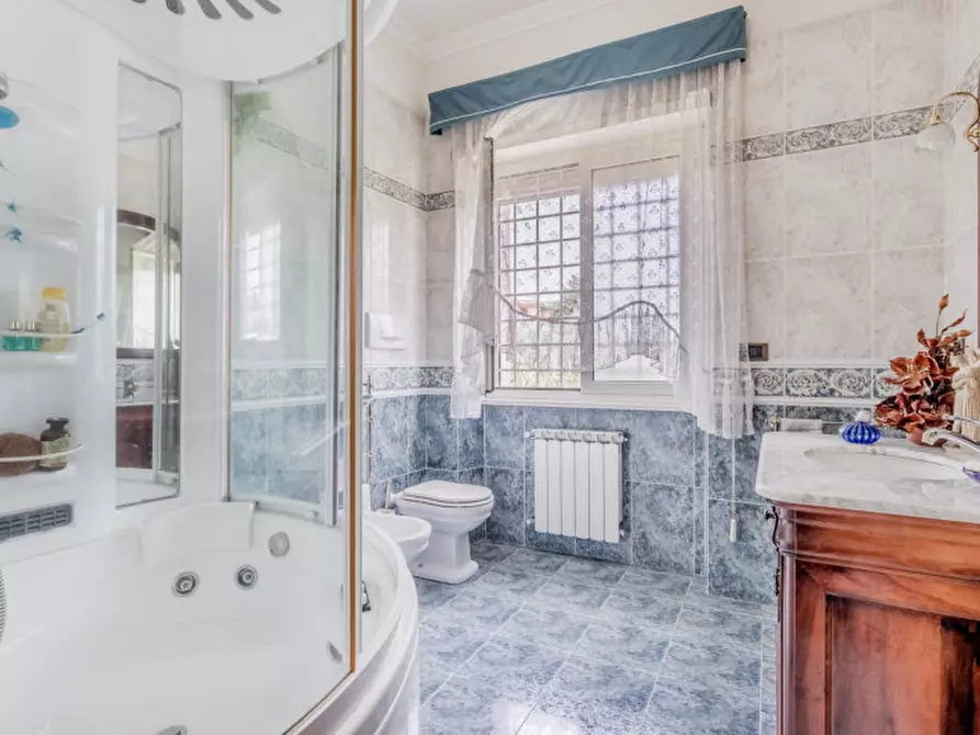 Immagine 32 di Villa in vendita  in Colle degli Dei a Velletri