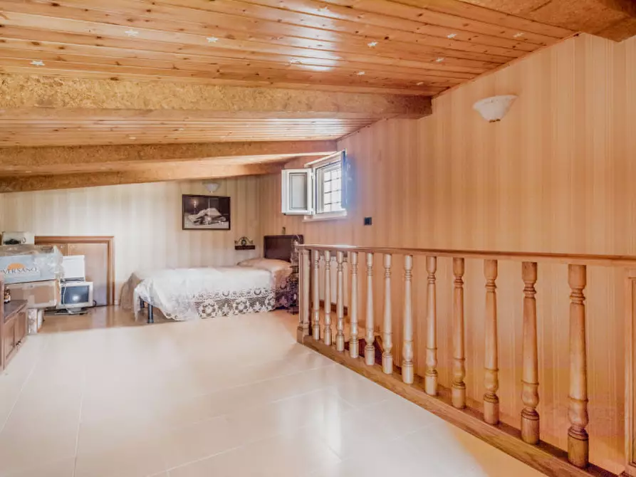 Immagine 43 di Villa in vendita  in Colle degli Dei a Velletri