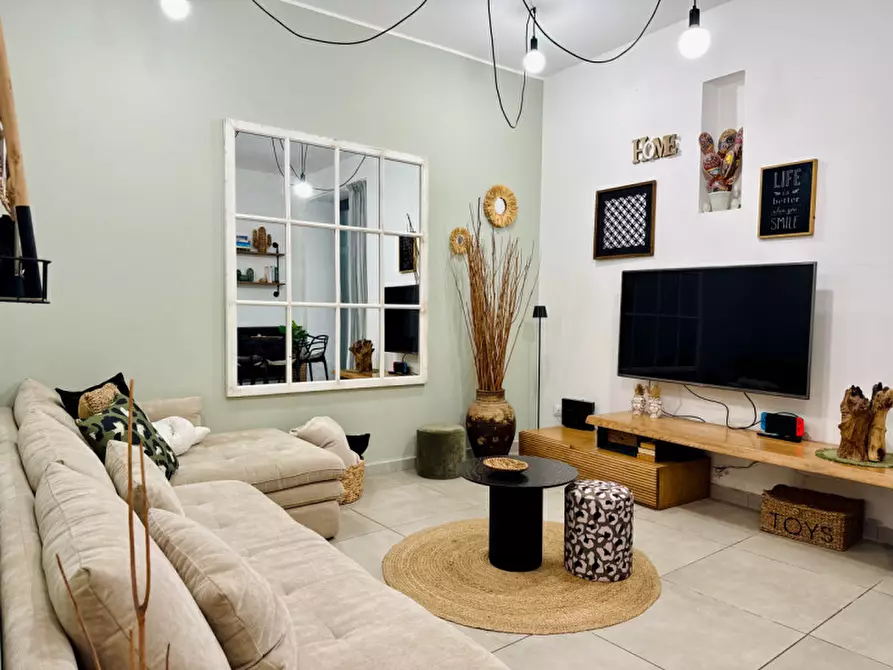 Immagine 4 di Casa indipendente in vendita  in VIA J.F. KENNEDY, 107 a Milazzo