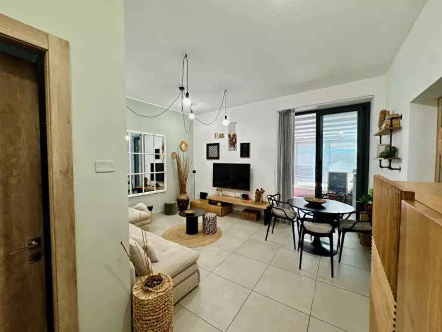 Immagine 8 di Casa indipendente in vendita  in VIA J.F. KENNEDY, 107 a Milazzo