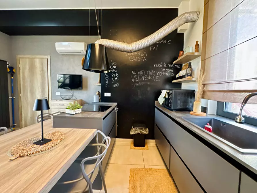 Immagine 17 di Casa indipendente in vendita  in VIA J.F. KENNEDY, 107 a Milazzo