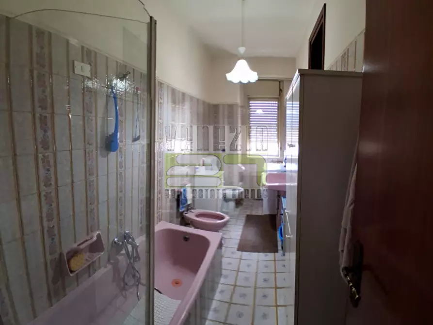 Immagine 6 di Appartamento in vendita  in piazza Teatro a Avola