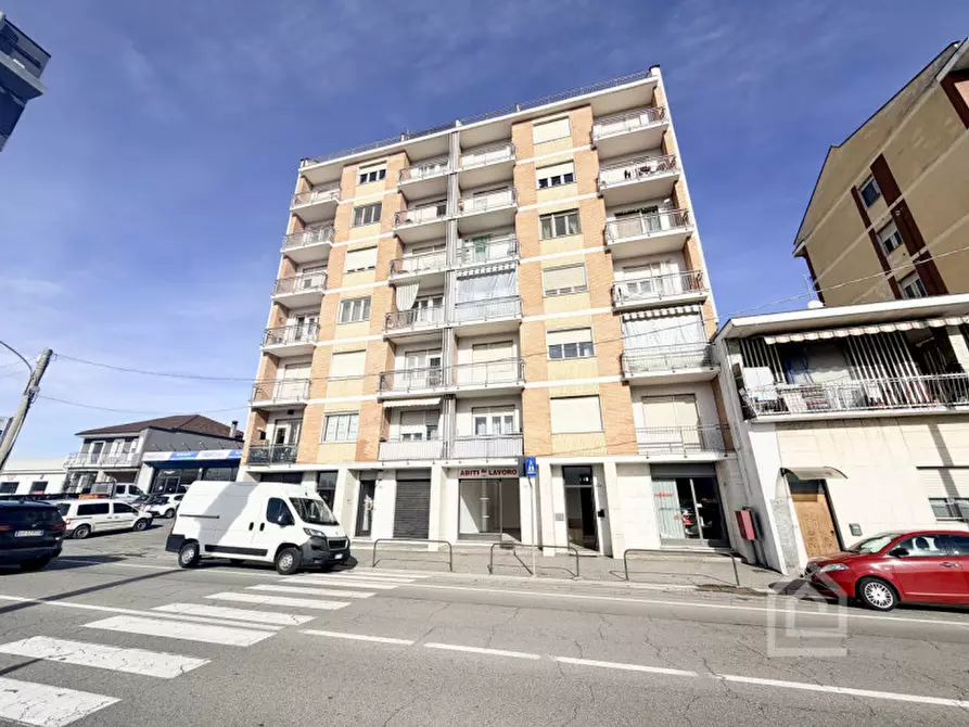 Immagine 26 di Negozio in vendita  in Stradale Torino 48 a Chivasso