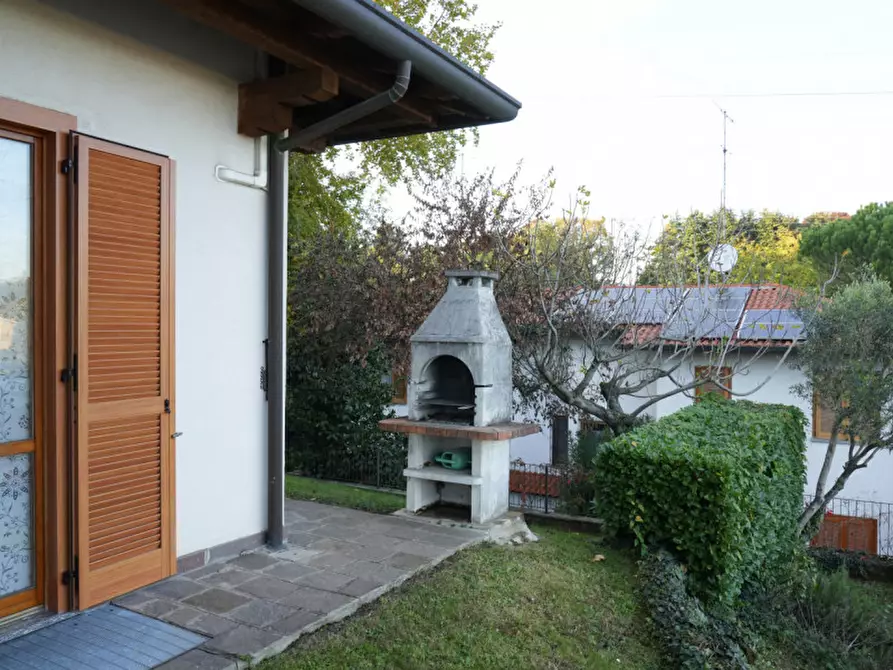 Immagine 14 di Villa in vendita  in Via Pessina 31 a Biassono