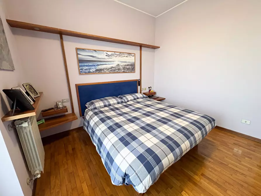 Immagine 24 di Villa in vendita  in Via Pessina 31 a Biassono