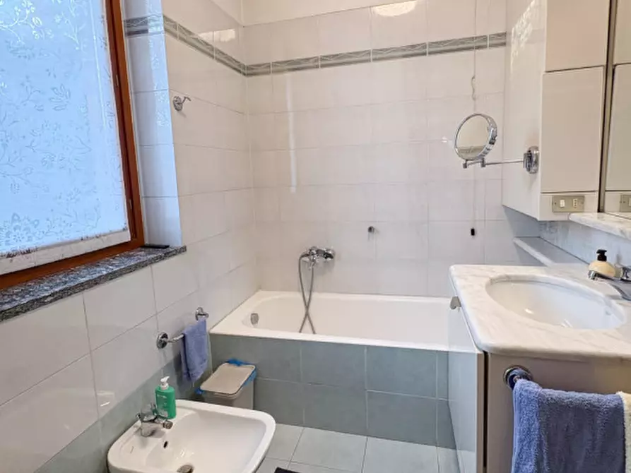 Immagine 27 di Villa in vendita  in Via Pessina 31 a Biassono