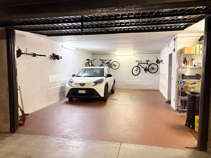 Immagine 43 di Villa in vendita  in Via Pessina 31 a Biassono