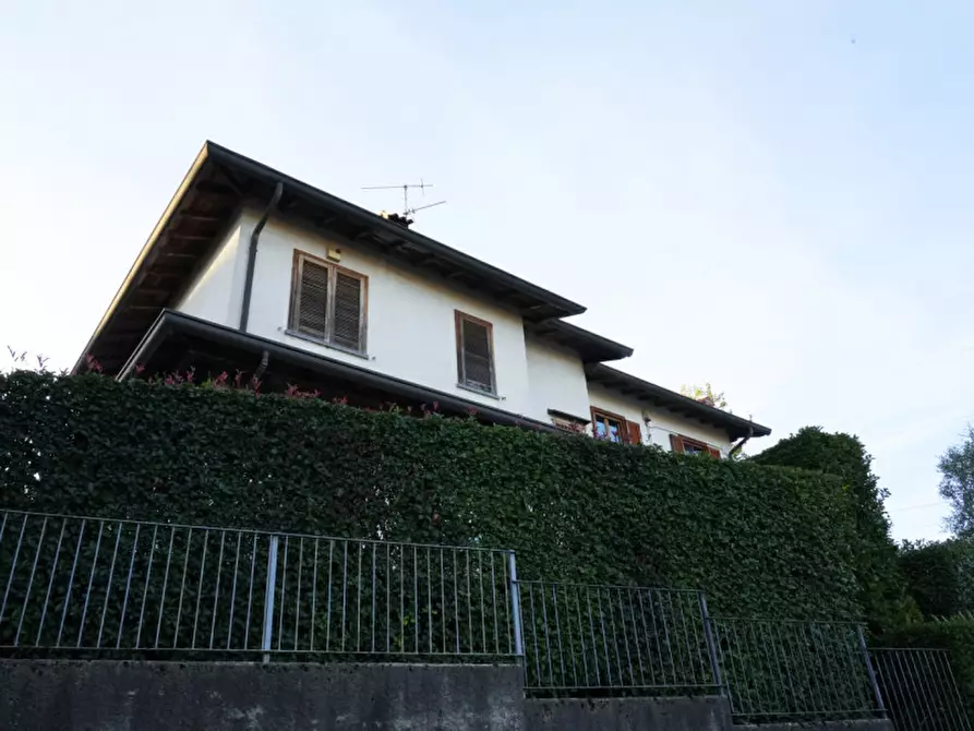 Immagine 46 di Villa in vendita  in Via Pessina 31 a Biassono