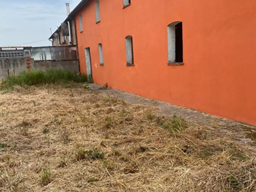 Immagine 2 di Rustico / casale in vendita  in via lincoln 24 a Voghiera