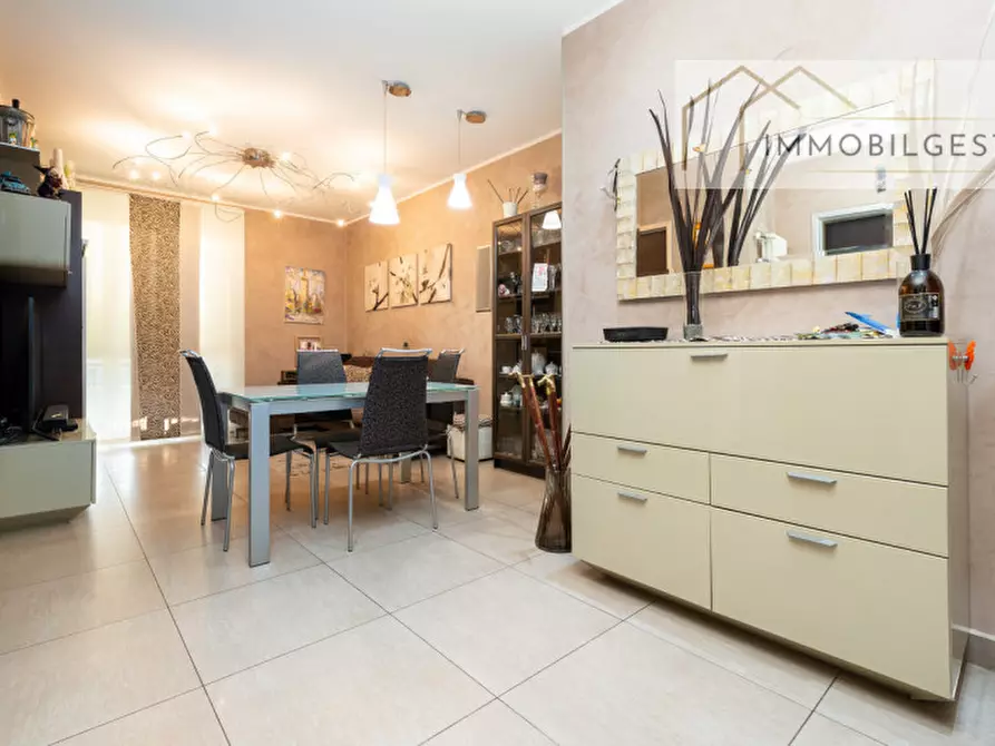 Immagine 3 di Appartamento in vendita  in Corso Regina Margherita 208 a Torino