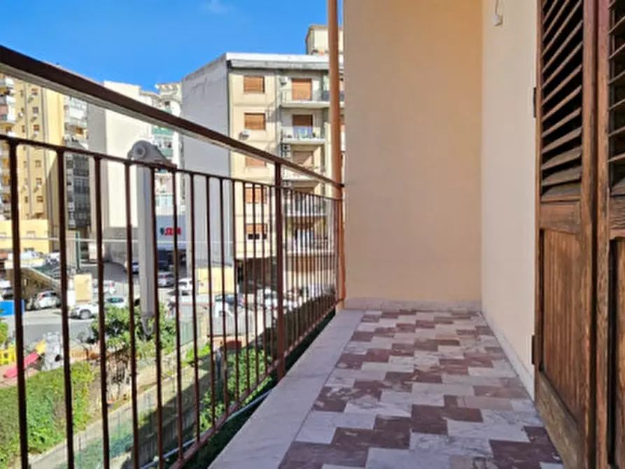 Immagine 11 di Appartamento in affitto  in Via San Lorenzo 94 a Palermo
