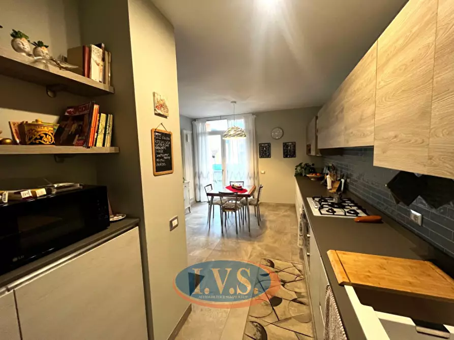 Immagine 5 di Casa trifamiliare in vendita  a Campodoro