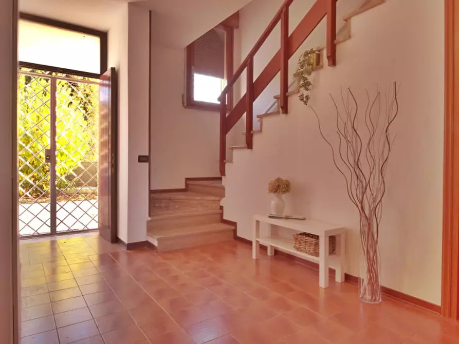 Immagine 1 di Villetta a schiera in vendita  in Via Comandante Masaccio, 3 a Caerano Di San Marco