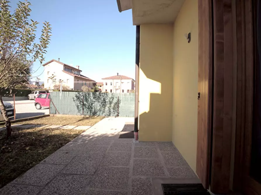Immagine 20 di Villetta a schiera in vendita  in Via Comandante Masaccio, 3 a Caerano Di San Marco