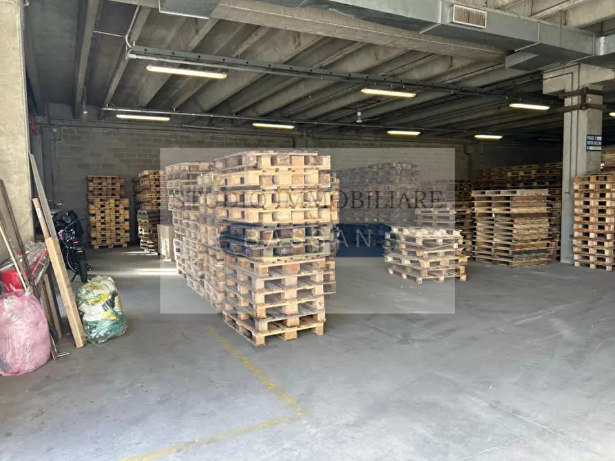 Immagine 32 di Capannone industriale in affitto  in via Marco Vitruvio Pollione 10 a Cassano Magnago