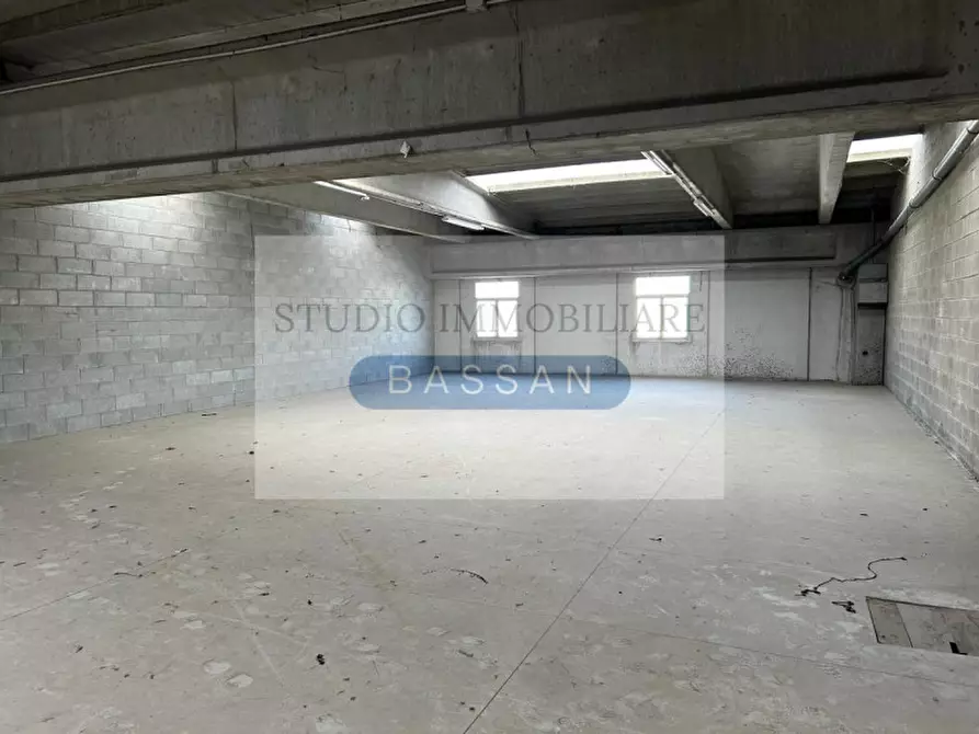 Immagine 35 di Capannone industriale in affitto  in via Marco Vitruvio Pollione 10 a Cassano Magnago