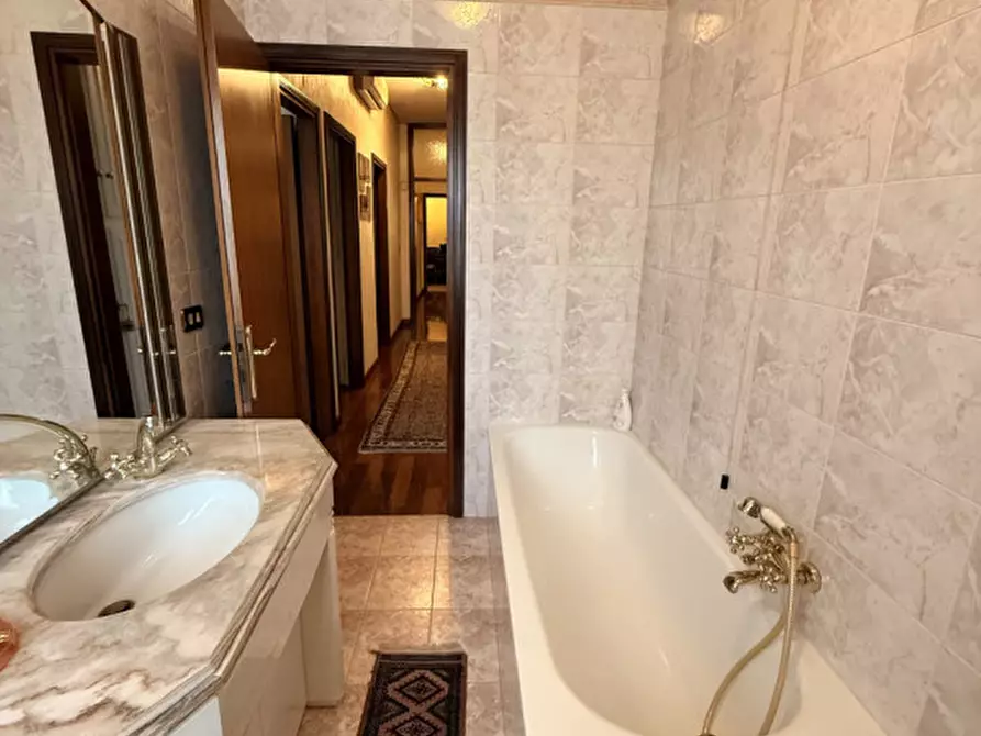 Immagine 20 di Appartamento in vendita  in Via Vittorio Saetta a Padova