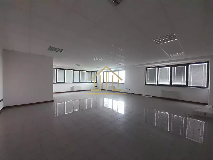 Immagine 8 di Laboratorio in vendita  in Via Papa San Pio X 6 a Acquafredda