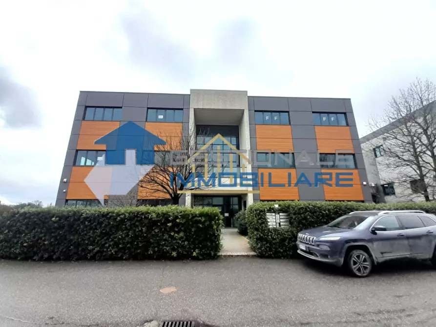 Immagine 24 di Laboratorio in vendita  in Via Papa San Pio X 6 a Acquafredda