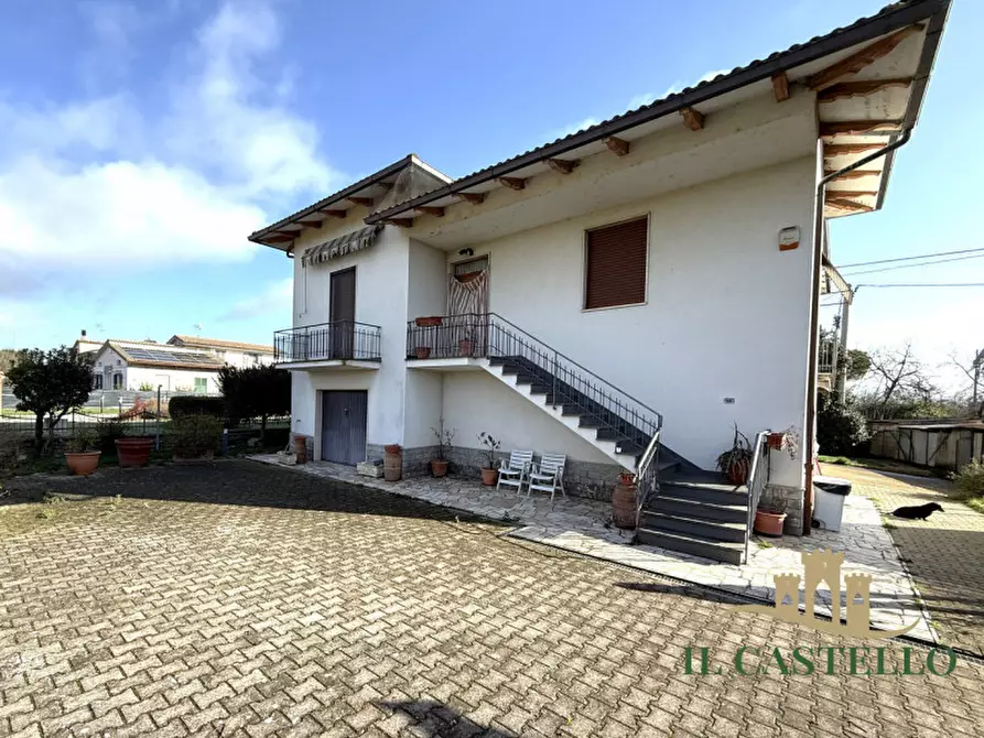 Immagine 1 di Casa indipendente in vendita  in Sanfatucchio a Castiglione Del Lago