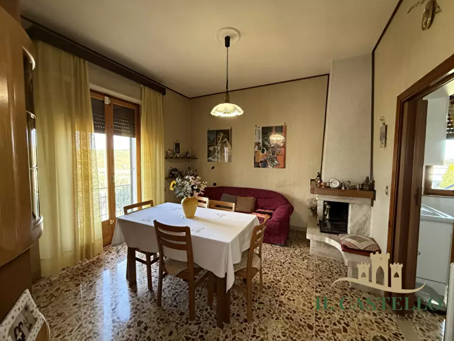 Immagine 17 di Casa indipendente in vendita  in Sanfatucchio a Castiglione Del Lago