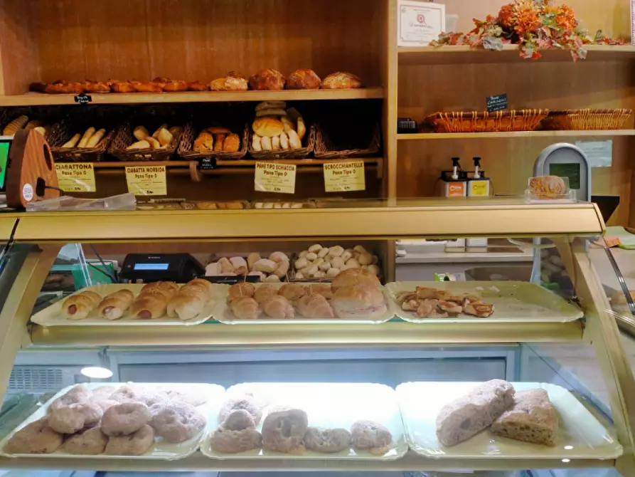 Immagine 6 di Laboratorio in vendita  in Via Vittorio Veneto a Brescia