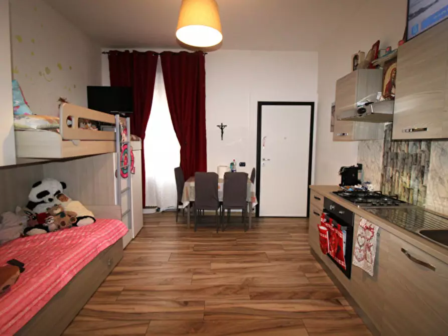 Immagine 3 di Appartamento in vendita  in Via Ansperto da Biassono 34 a Biassono