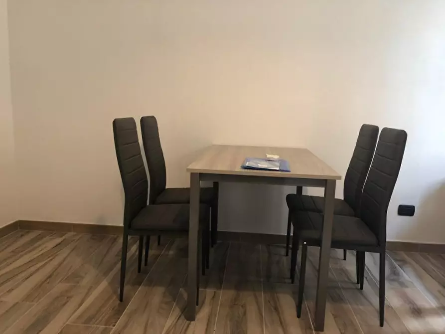 Immagine 4 di Appartamento in vendita  in Via Ansperto da Biassono 34 a Biassono