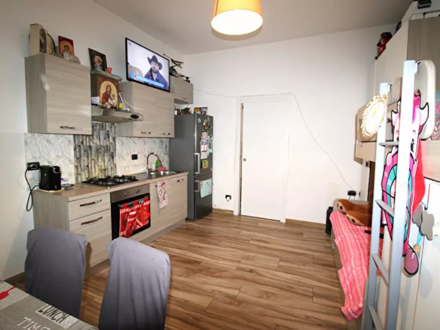 Immagine 5 di Appartamento in vendita  in Via Ansperto da Biassono 34 a Biassono