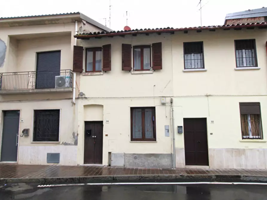 Immagine 21 di Appartamento in vendita  in Via Ansperto da Biassono 34 a Biassono