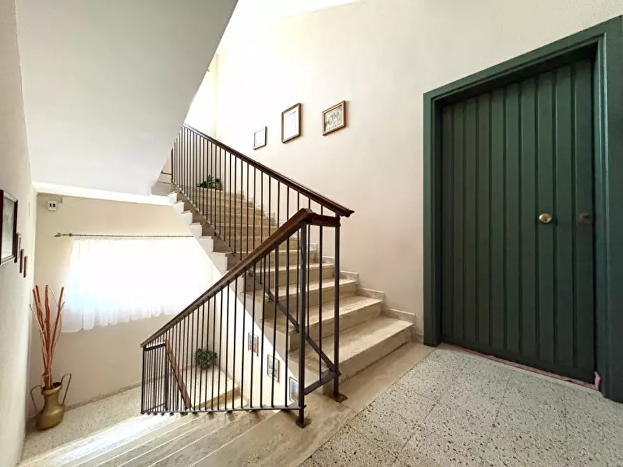 Immagine 4 di Appartamento in vendita  in via Monte Grappa 196 a Squinzano