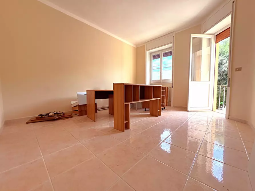 Immagine 6 di Appartamento in vendita  in via Monte Grappa 196 a Squinzano