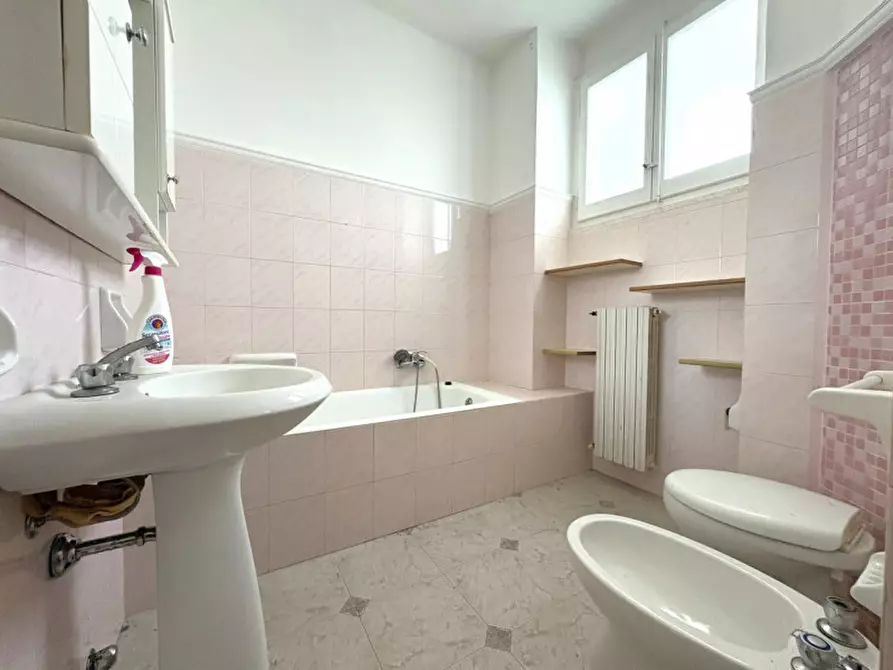 Immagine 18 di Appartamento in vendita  in via Monte Grappa 196 a Squinzano