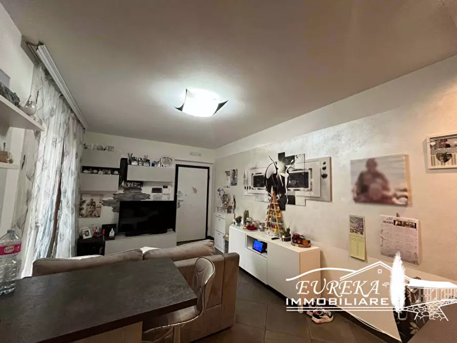 Immagine 2 di Appartamento in vendita  in Via Giosuè Carducci a Castiglione Del Lago