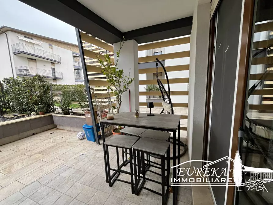 Immagine 8 di Appartamento in vendita  in Via Giosuè Carducci a Castiglione Del Lago