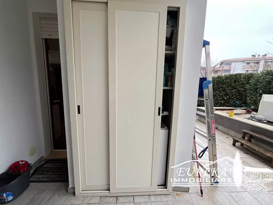 Immagine 10 di Appartamento in vendita  in Via Giosuè Carducci a Castiglione Del Lago