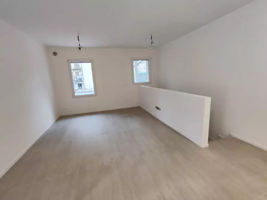 Immagine 7 di Appartamento in vendita  a Padova