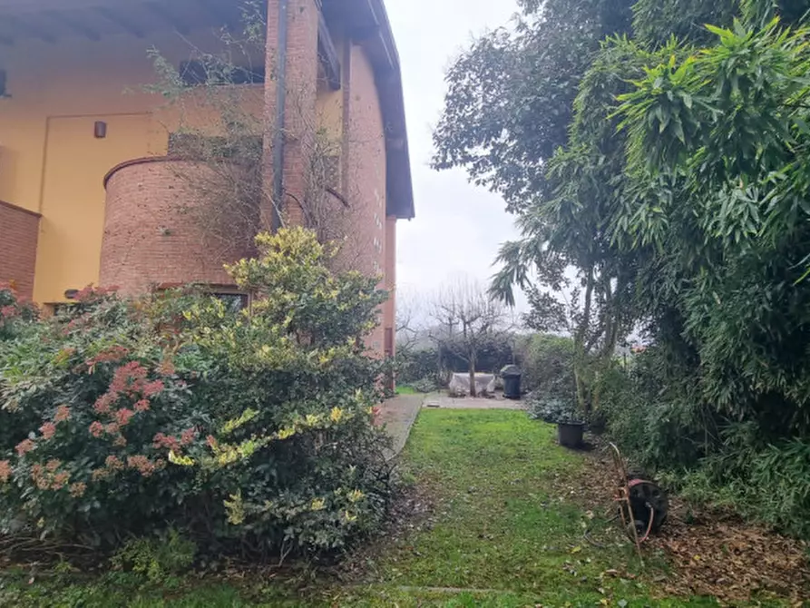 Immagine 25 di Villetta a schiera in vendita  in Via Rubiera a San Martino In Rio