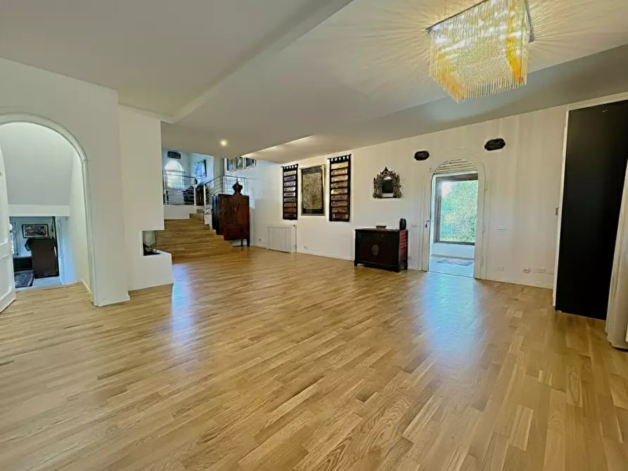 Immagine 2 di Villa in vendita  in Via Andrea Gloria a Teolo