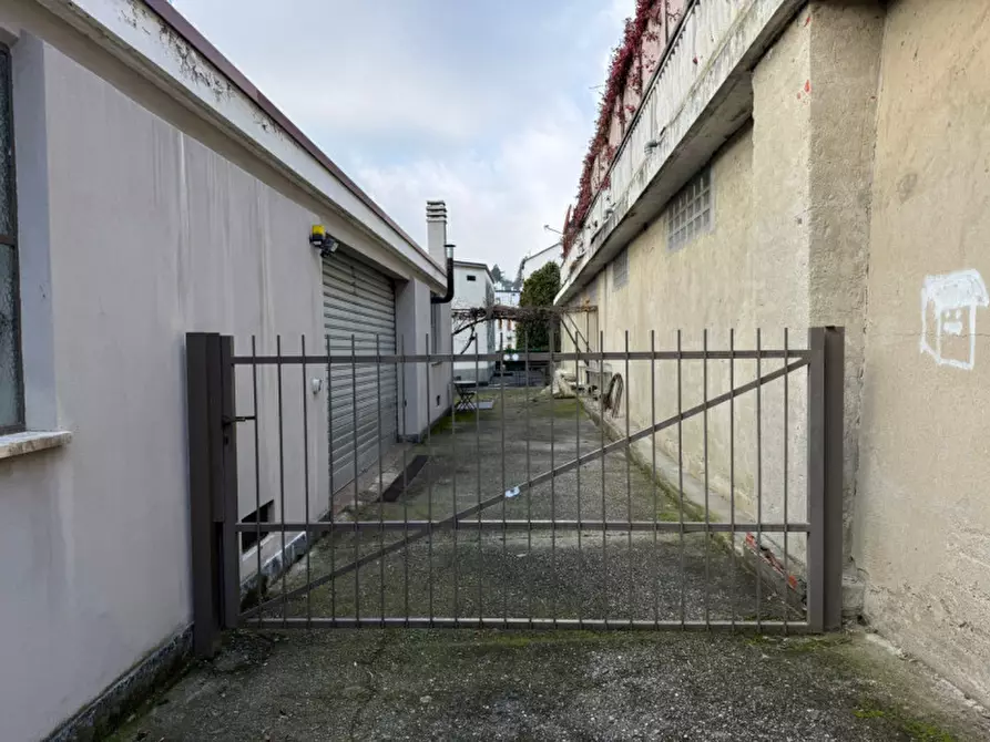 Immagine 7 di Appartamento in affitto  in Via Roma a Pino Torinese