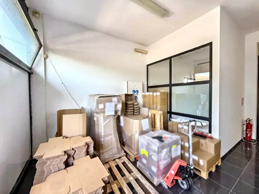 Immagine 4 di Laboratorio in vendita  in Piazza della Repubblica 8A a Zevio