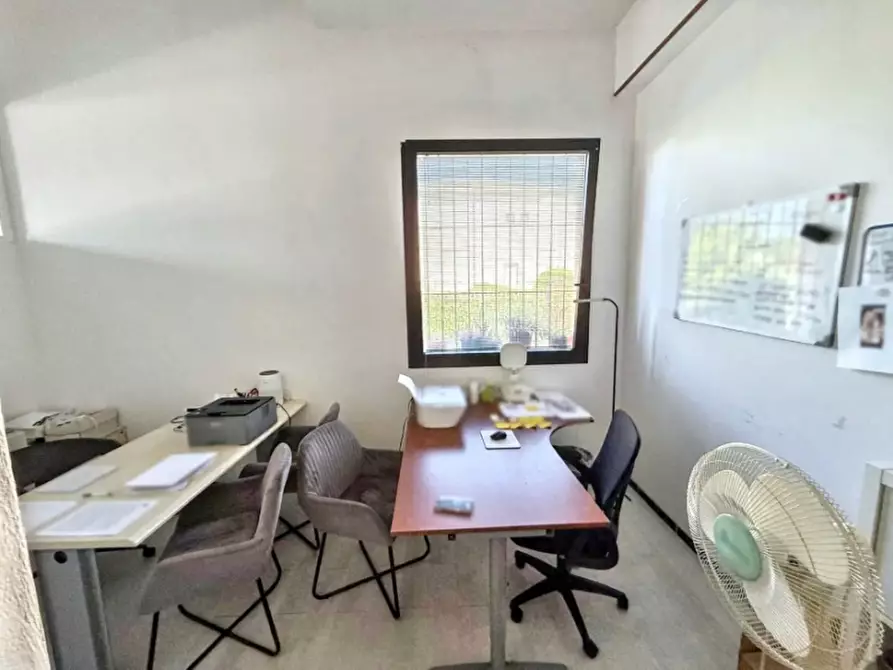 Immagine 6 di Laboratorio in vendita  in Piazza della Repubblica 8A a Zevio