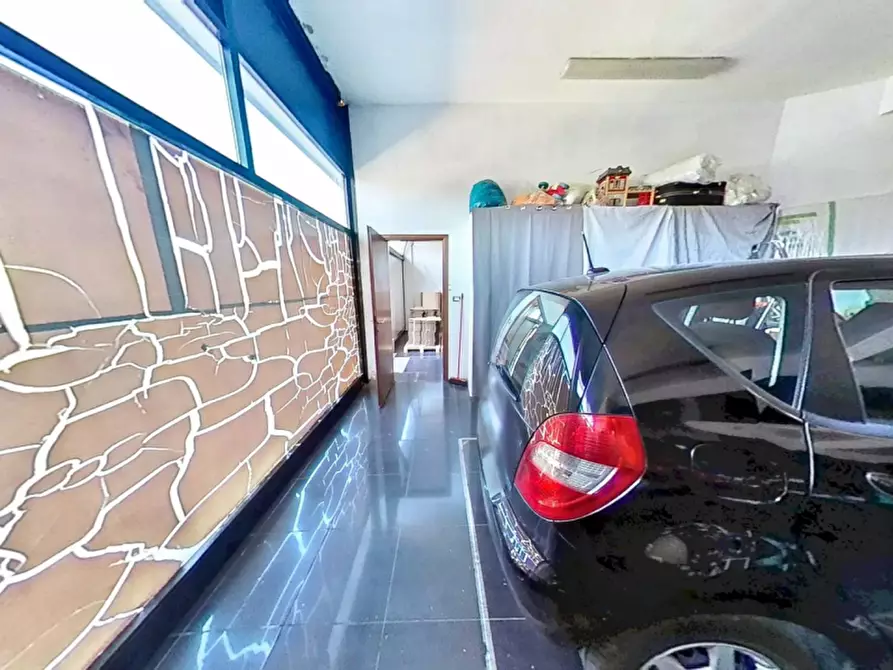 Immagine 13 di Laboratorio in vendita  in Piazza della Repubblica 8A a Zevio