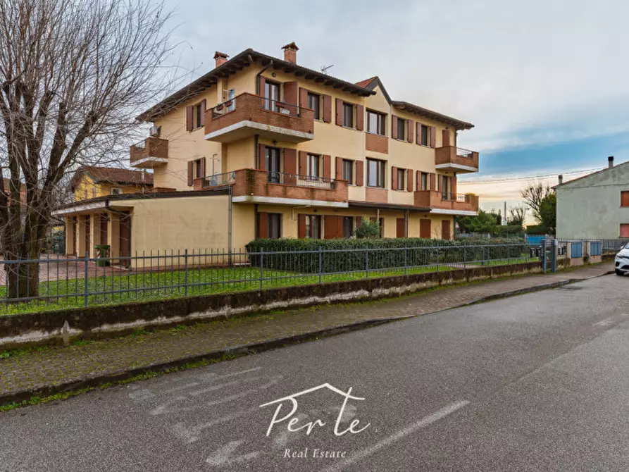 Immagine 16 di Appartamento in vendita  in strada canali 3 a Ostiglia