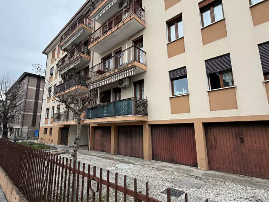 Immagine 4 di Appartamento in vendita  in Padova Via Leonardo Da Vinci 13 a Padova