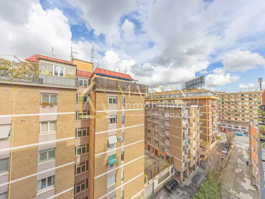 Immagine 1 di Appartamento in vendita  in Via Portuense a Roma