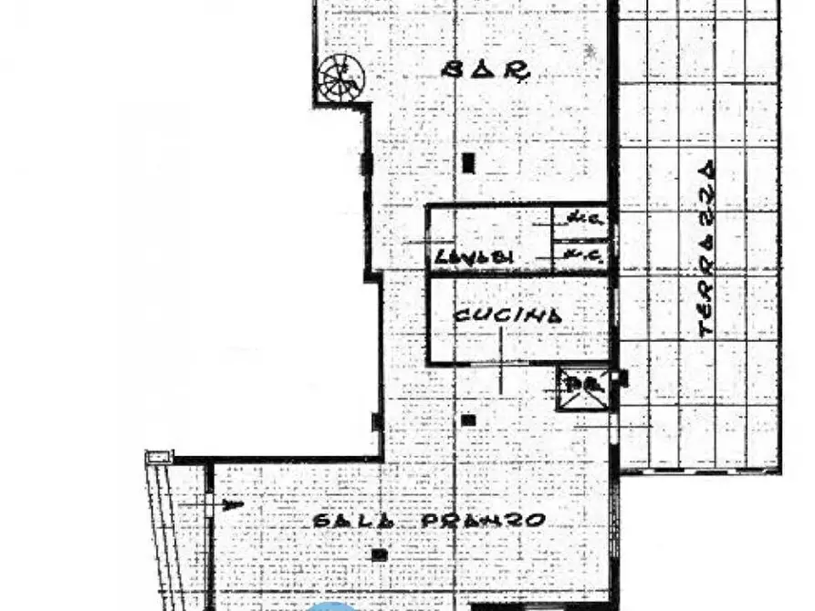 Immagine 16 di Negozio in vendita  in Via Chiesanuova a Padova