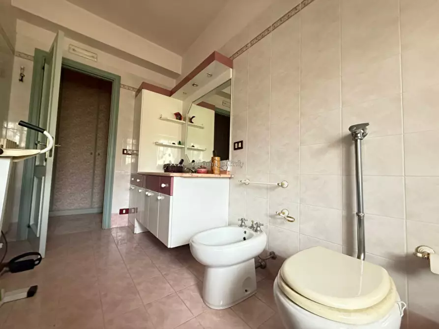 Immagine 10 di Appartamento in affitto  in Via Modica Sorda a Modica