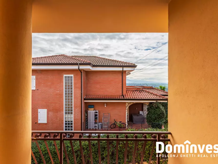 Immagine 14 di Villa in vendita  in Via Perseo a Guidonia Montecelio