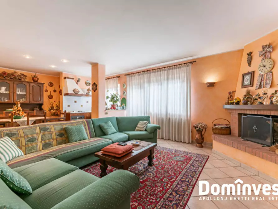 Immagine 20 di Villa in vendita  in Via Perseo a Guidonia Montecelio